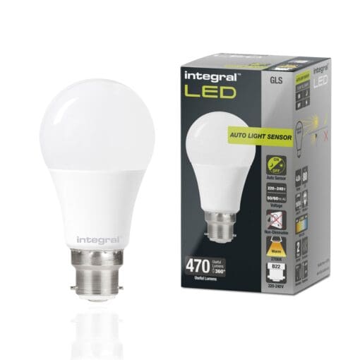 INTERGRAL LED AUTO LIGHT SENSOR GLS B22 2700K NON DIMMABLE 470 LUMENS 5 000046