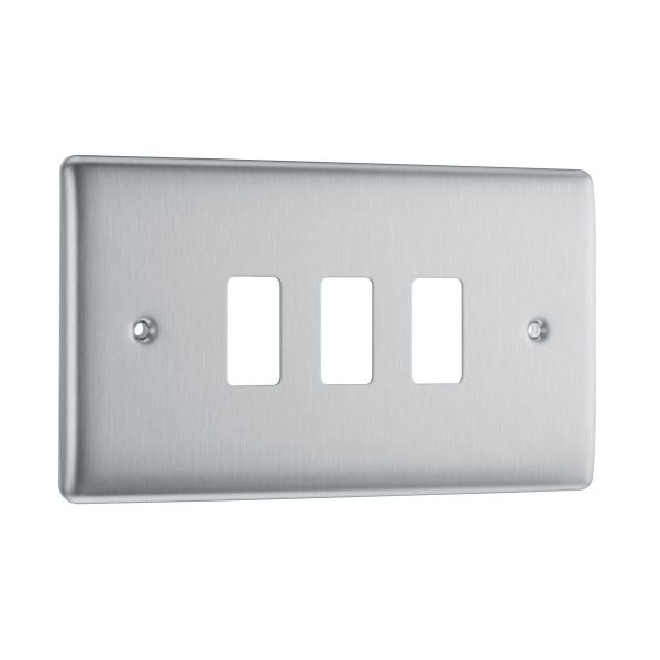 BG NEXUS FRONT PLATE SCREWLESS STEEL 3 GANG 000097