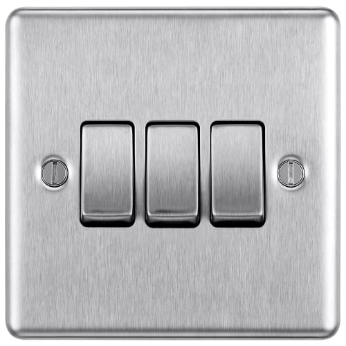 BG TRIPLE LIGHT SWITCH 10AX 2 WAY BRUSHED STEEL 000600