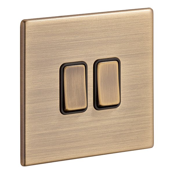 HAMILTON HARTLAND 2 GANG 10AX 2 WAY ROCKER ANTIQUE BRASS/BLACK 000635