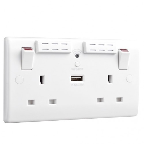 BG NEXUS WHITE MOULDED DOUBLE SWITCHED SOCKET WITH WIFI REPEATER + 2X USB 000645