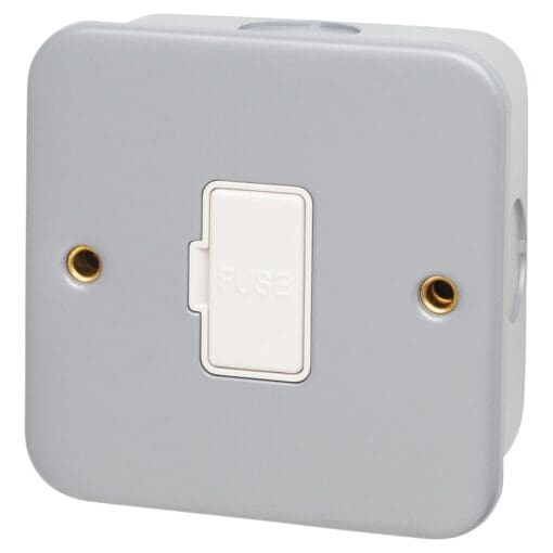 Metalclad 13A Fuse 1 Gang Outlet - White 305161